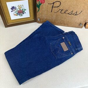 Wrangler Kids Blue Jeans Size 14 Boot Cut Blue Jeans